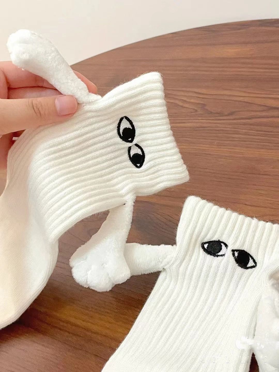 Magnetic Suction Hand In Hand Couple Socks Cartoon Lovely Breathable Comfortable Socks For Women Holding Hands Sock Au+hentic Sport Spot